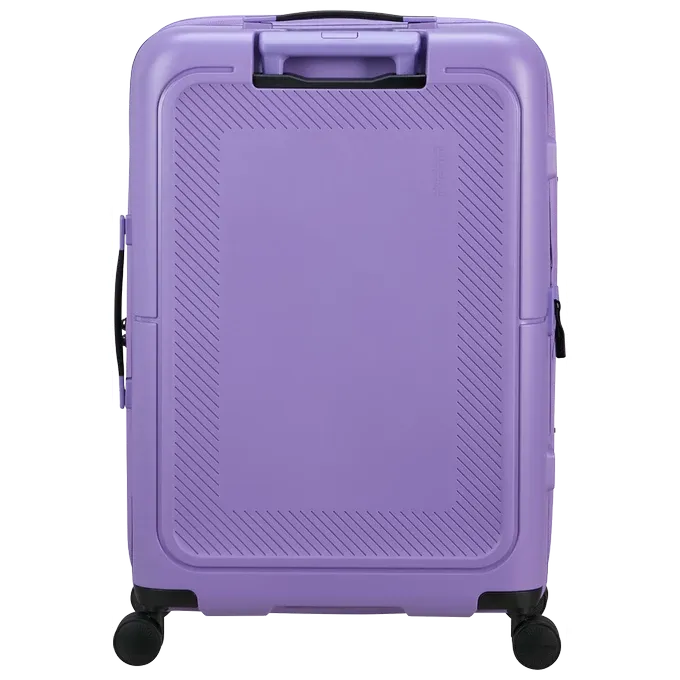 Maleta mediana Dashpop American Tourister, detalle del cierre, cierre TSA integrado y estructura segura