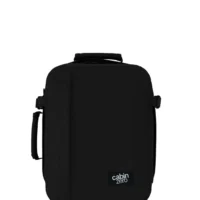 Mochila CabinZero Classic Tech 28L Absolute Black, vista de producto para viaje y cabina