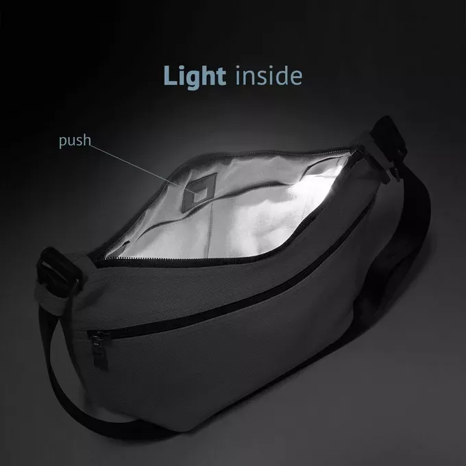 bolso bandolera Babau Dubstep en acabado Volcanic, vista frontal para uso diario
