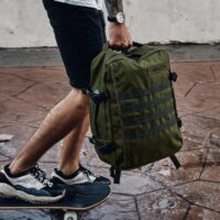 Mochila CabinZero Military 28L, vista de producto para viaje y cabina