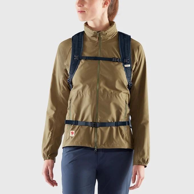 Mochila Fjallraven comprar-mochila--high-coast-foldsack-azul-marino-2 resistente y funcional para uso diario