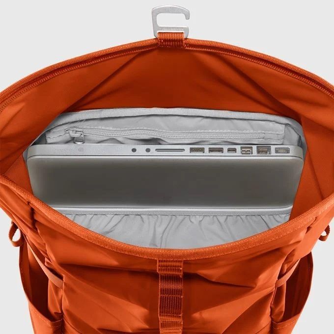 Mochila Fjallraven comprar-mochila--high-coast-foldsack-rowan-red-naranja-6 resistente y funcional para uso diario