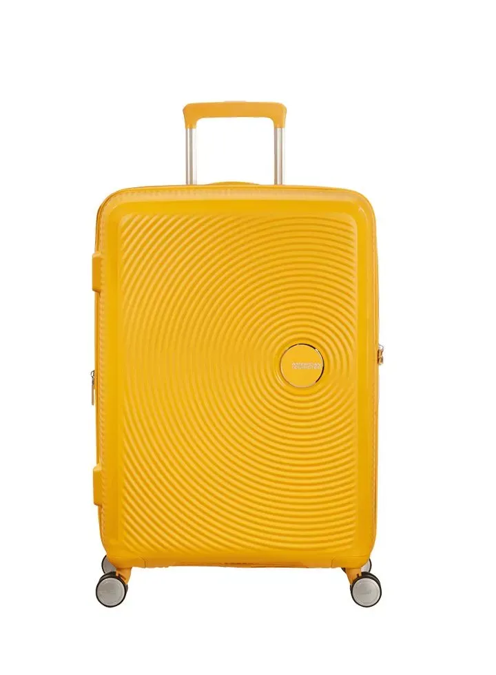 Maleta mediana Soundbox American Tourister en color amarillo, vista principal