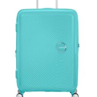 Maleta grande Soundbox American Tourister en color azul pastel, vista frontal