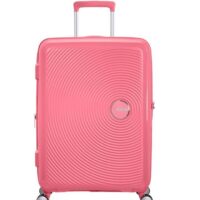 Maleta mediana Soundbox American Tourister en color coral, vista principal, carcasa rígida, ruedas 360° y diseño resistente