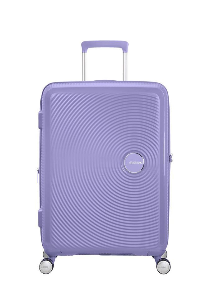 Maleta mediana Soundbox American Tourister en color lavanda, vista principal, carcasa rígida, ruedas 360° y diseño resistente